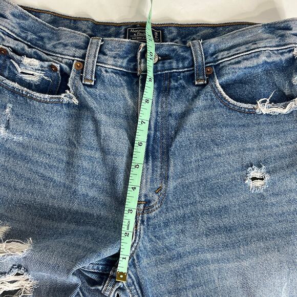 Abercrombie & Fitch Mom Jean Distressed Denim Size 28 - Picture 5 of 10